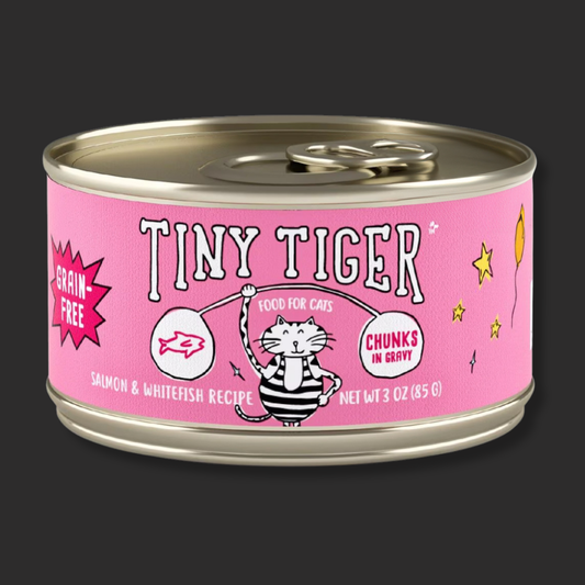 Tiny Tiger Chunks in EXTRA Gravy - Salmón y Pescado Blanco