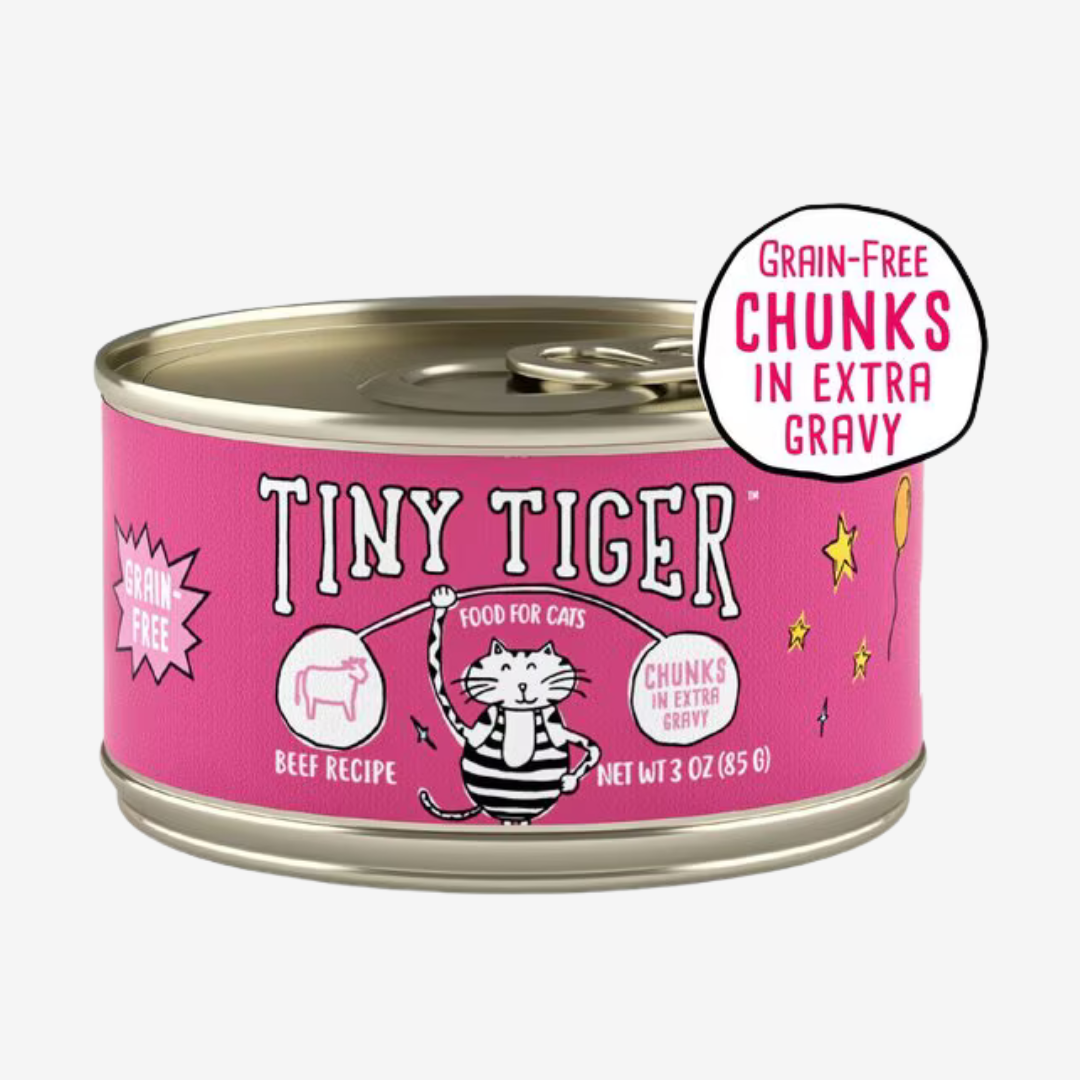 Alimento húmedo para gatos Tiny Tiger Chunks in Extra Gravy sabor res 85g – Zoomi Honduras